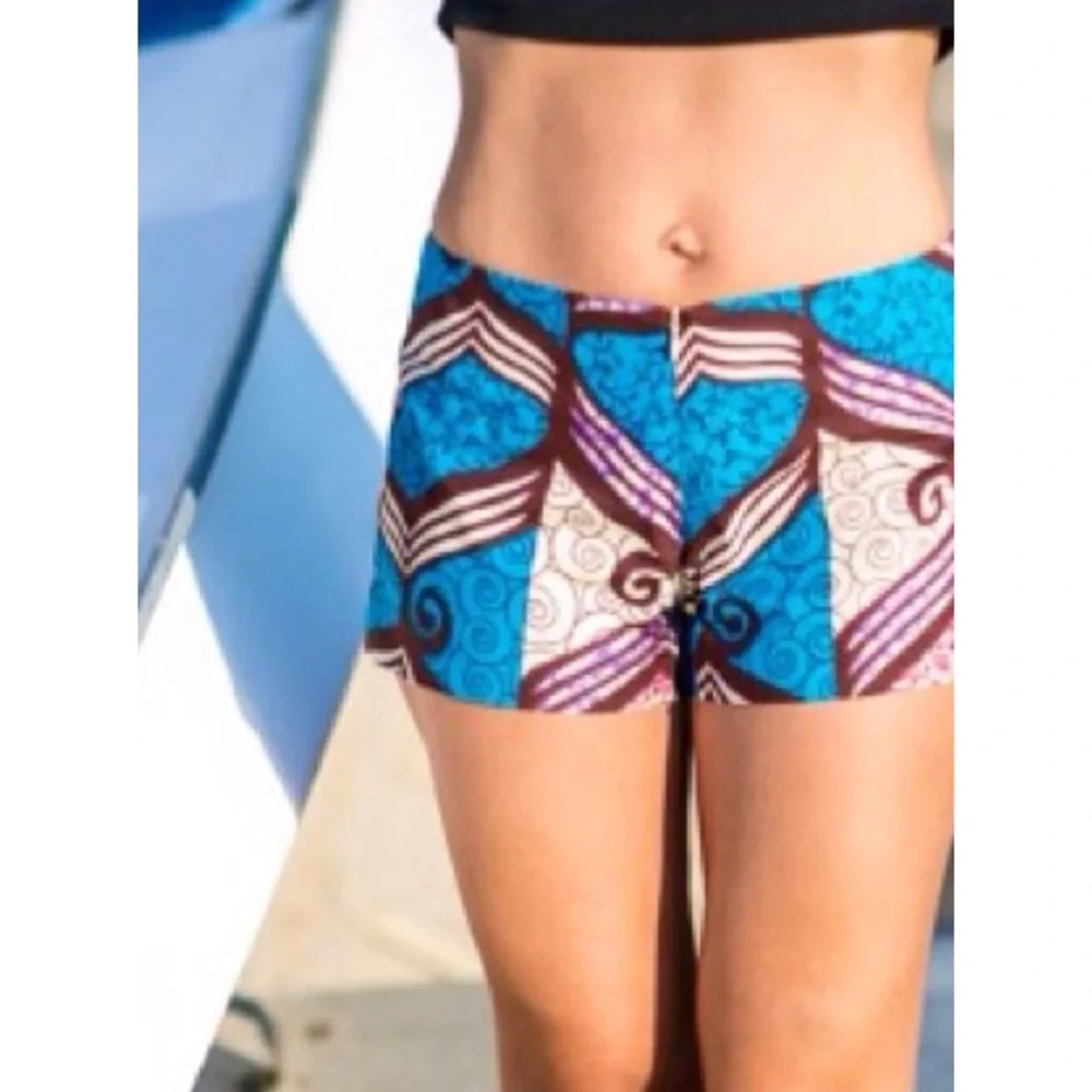 Royal Native | Queen Bee Short